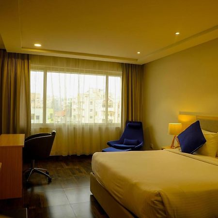 Bay View Hotel Vizag Вішакхапатнам Екстер'єр фото