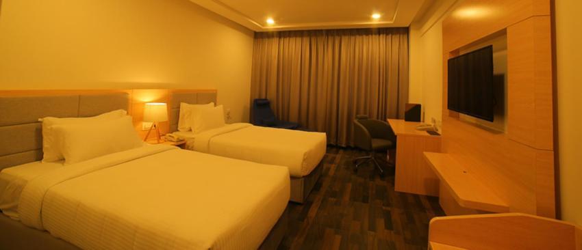 Bay View Hotel Vizag Вішакхапатнам Екстер'єр фото