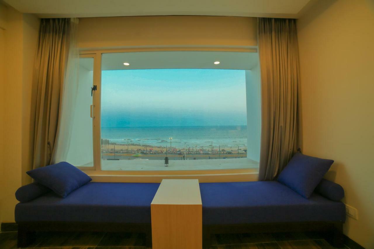 Bay View Hotel Vizag Вішакхапатнам Екстер'єр фото